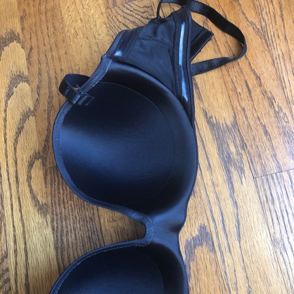Warner’s Strapless Black Bra - Picture 9 of 13